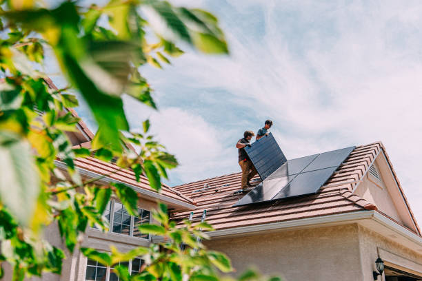 Best Emergency Roof Repair  in Lyndhurst, VA